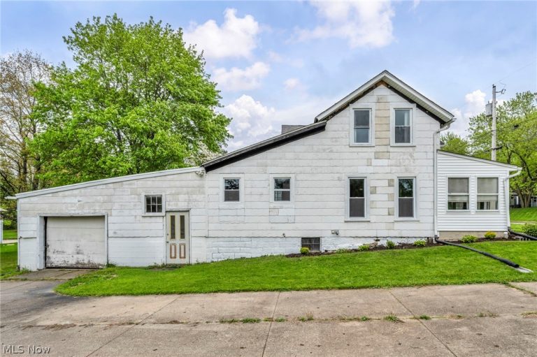 262 Walnut Street, Wadsworth, OH - Photo 3