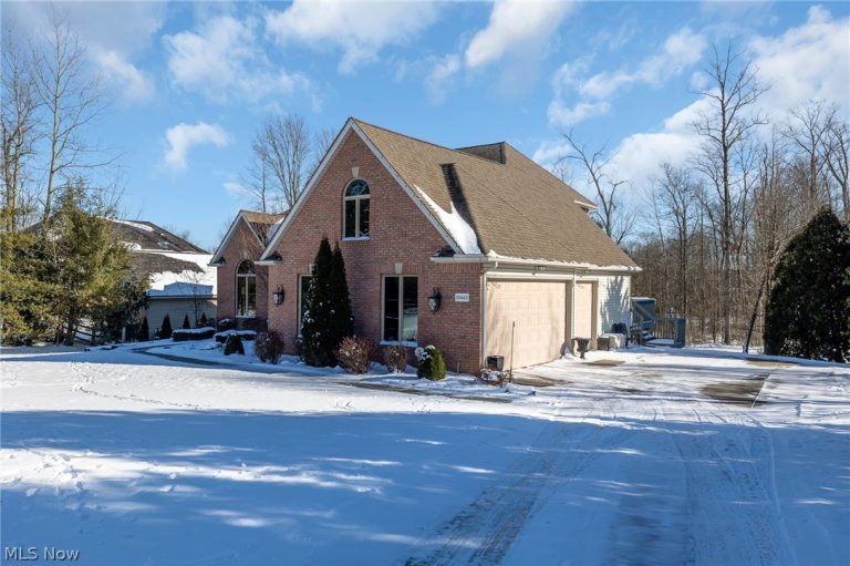 19443 Rye Gate Drive, North Royalton, OH - Photo 3