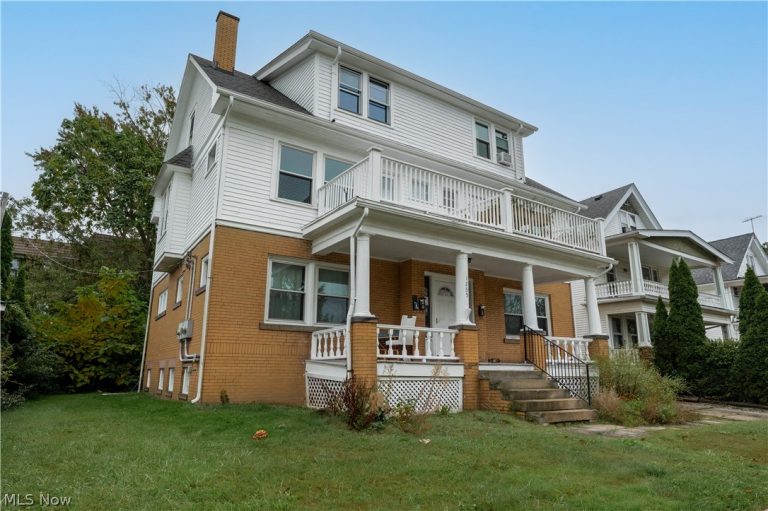 1235 Donald Avenue #Upper North, Lakewood, OH - Photo 3