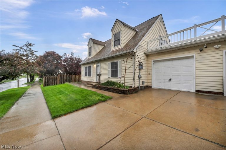 1251 70th Street, Cleveland, OH - Photo 3