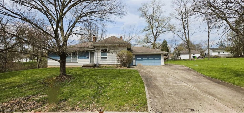 105 Mapledale Avenue, Bedford, OH