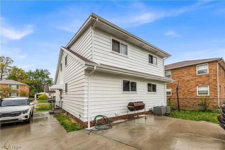 927 216th Street, Euclid, OH - Photo 4