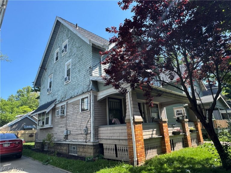 139 Hollinger Avenue, Akron, OH - Photo 2