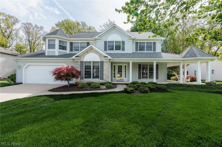 409 Avon Point Avenue, Avon Lake, OH, 44012