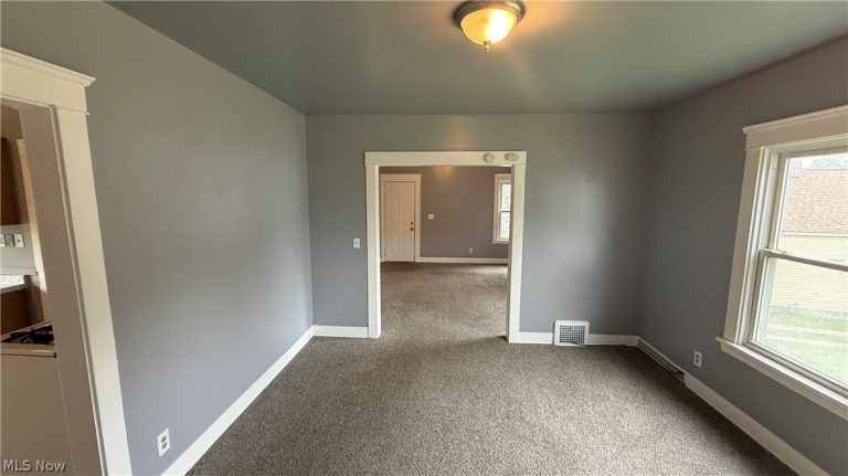 1187 Addison Road #4, Cleveland, OH - Photo 8