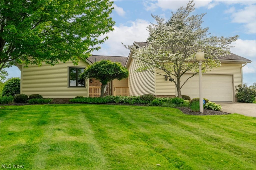 3445 Cornwall Drive, Canton, OH