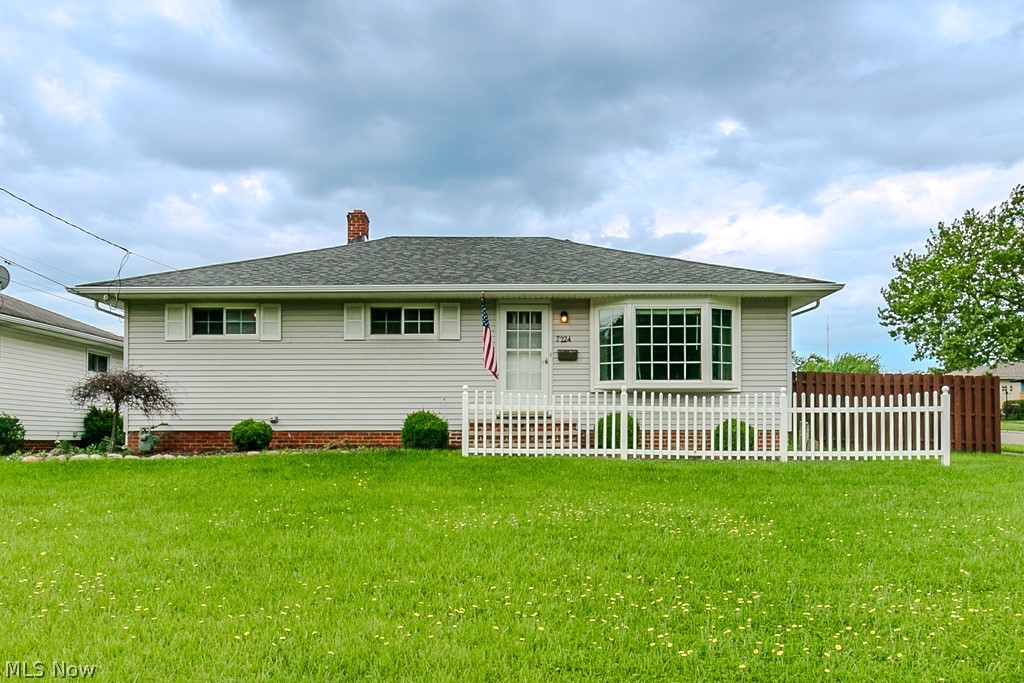 7224 Meadow Lane, Parma, OH