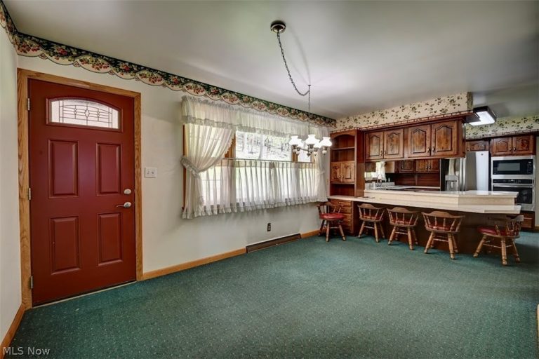 5183 Woodruff Street, Dover, OH - Photo 3