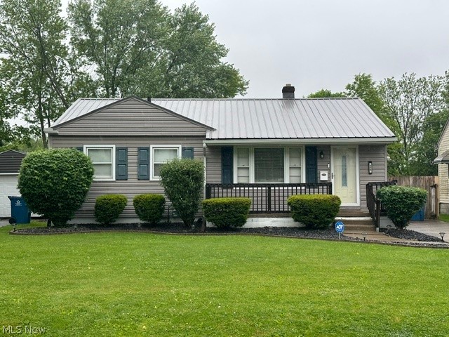 438 10th Street, Struthers, OH, 44471