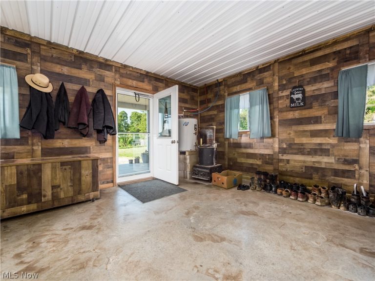 4182 Tooms Road, Cumberland, OH - Photo 8