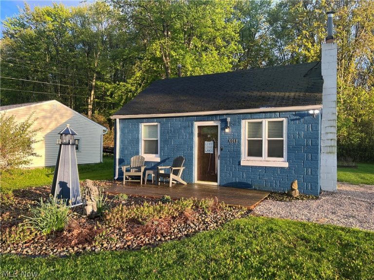 4448 Lake Drive, Geneva, OH, 44041