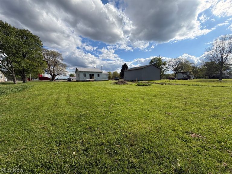 1993 Kinsman Road, North Bloomfield, OH - Photo 3