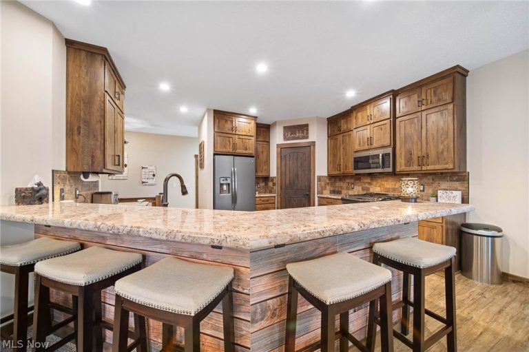 31 Shannon Drive, Apple Creek, OH - Photo 8