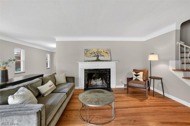 1540 Belvoir Boulevard, South Euclid, OH - Photo 8