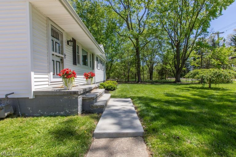 3569 Everett Road, Richfield, OH - Photo 2