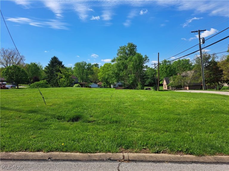 1724 Brenton Road, Cambridge, OH - Photo 4