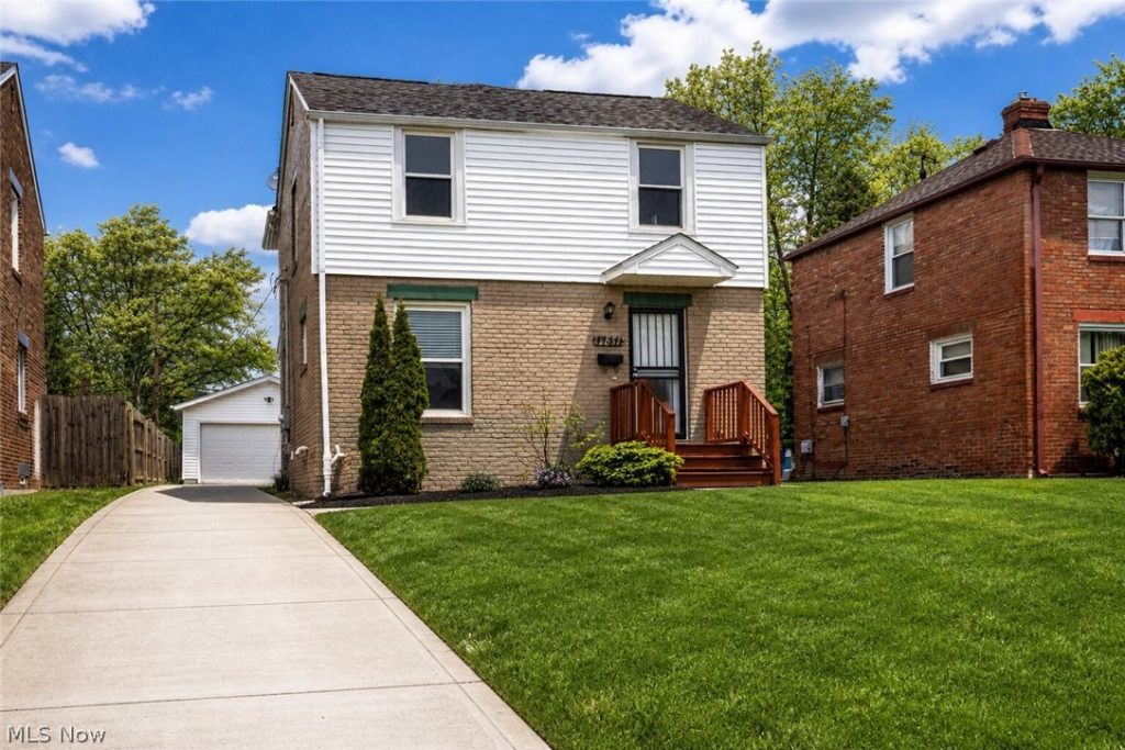17511 Throckley Avenue, Cleveland, OH