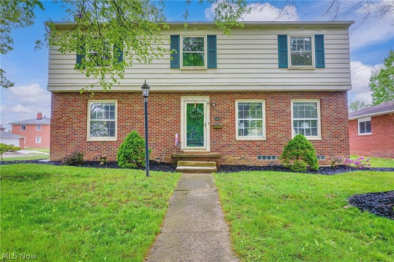 584 Hawkins Avenue, Akron, OH, 44313