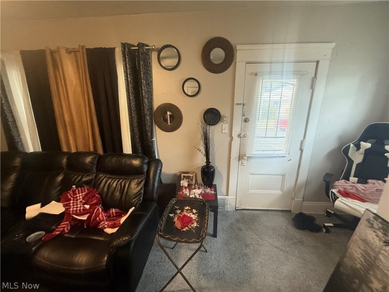 12816 Dove Avenue, Cleveland, OH - Photo 3