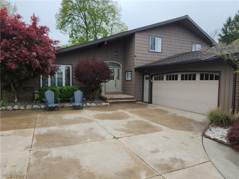 7680 ALDERSYDE Drive, Middleburg Heights, OH - Photo 4