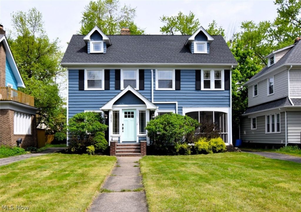 3023 Washington Boulevard, Cleveland Heights, OH