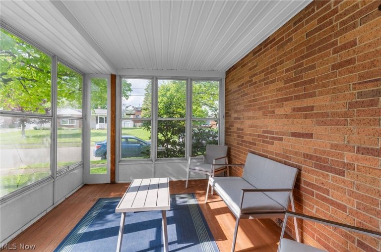 401 Wilson Avenue, Girard, OH - Photo 6