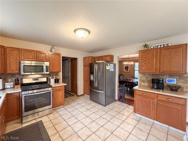 510 Deer Run Drive, Boardman, OH - Photo 5