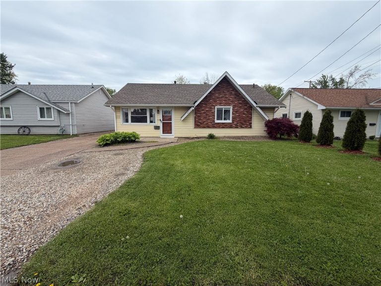 4219 Brockley Avenue, Sheffield Lake, OH, 44054