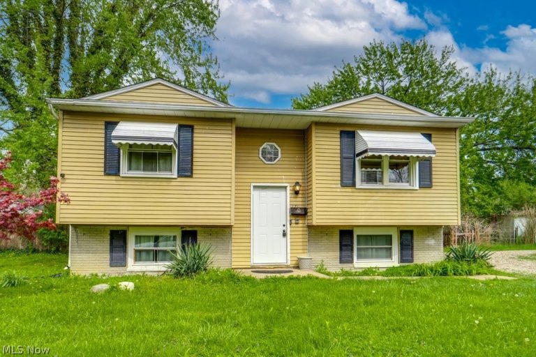 371 Washington Circle, Oberlin, OH - Photo 2