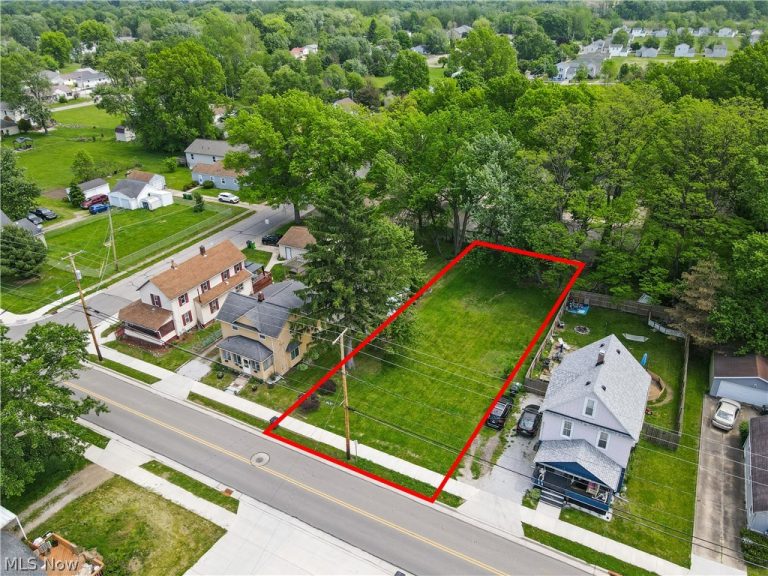 515 Van Buren Avenue, Barberton, OH - Photo 4