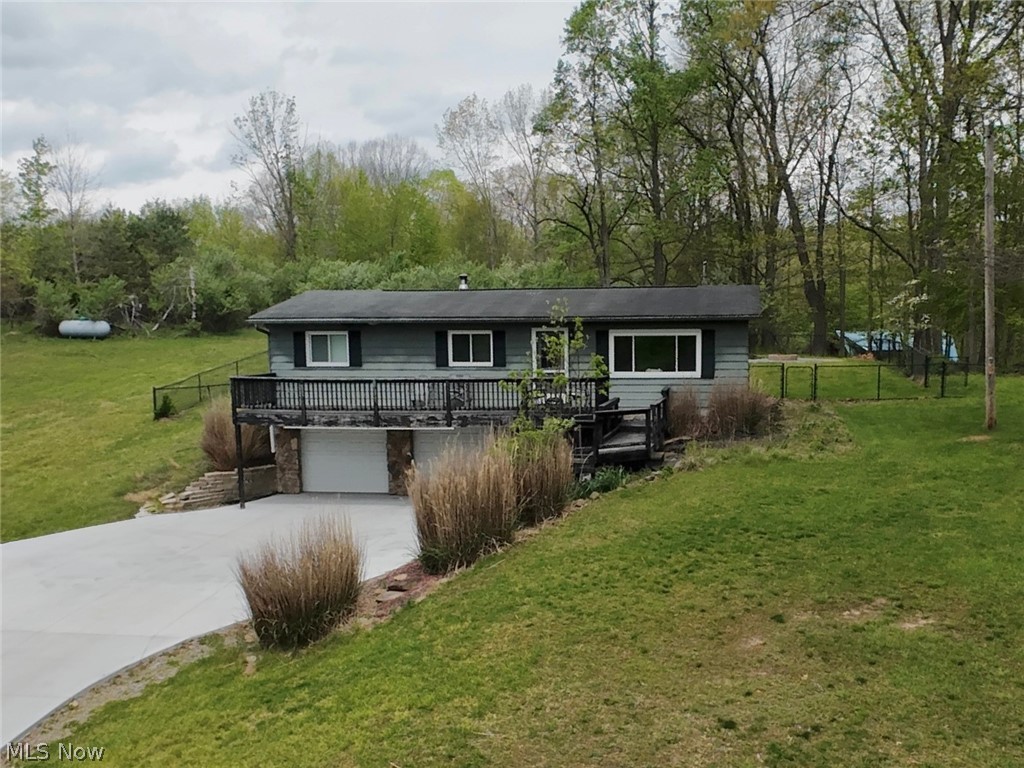 2065 Buckhorn Drive, Millersburg, OH