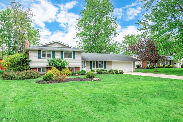 8139 Yorkshire Drive, Mentor, OH, 44060
