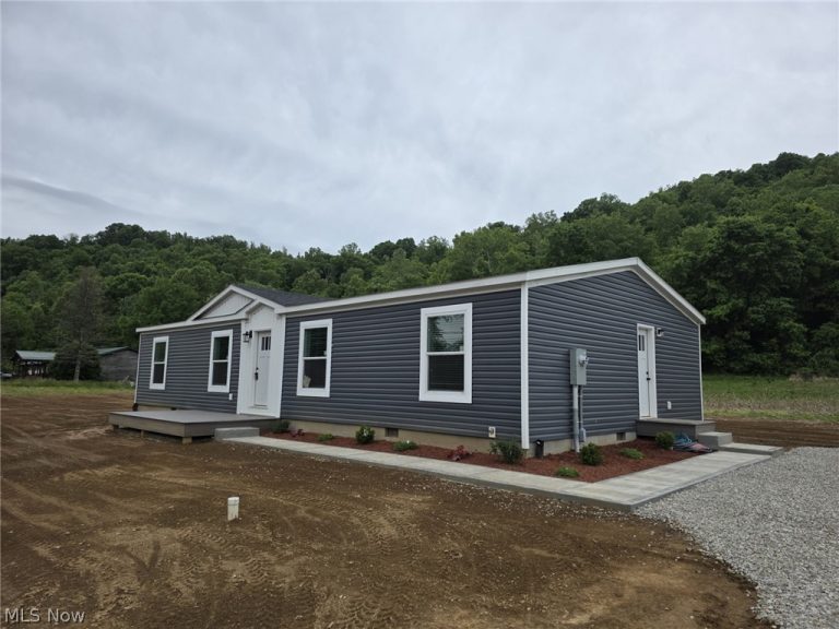 205 Riverview Drive, Malta, OH, 43758