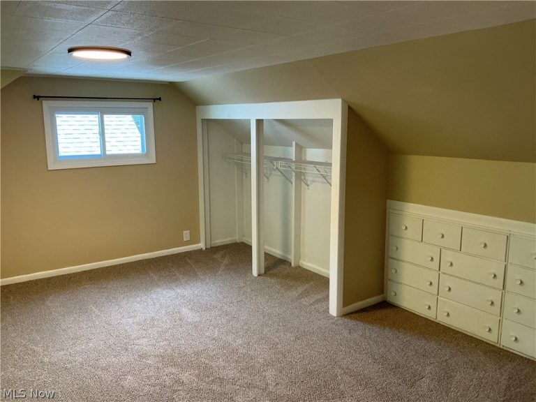 262 Miller Court, Elyria, OH - Photo 5