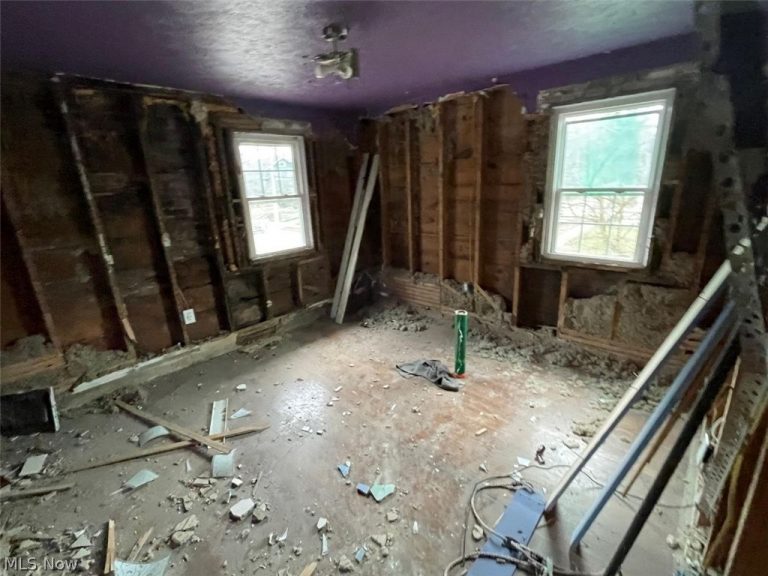 73 Burns Avenue, Akron, OH - Photo 6