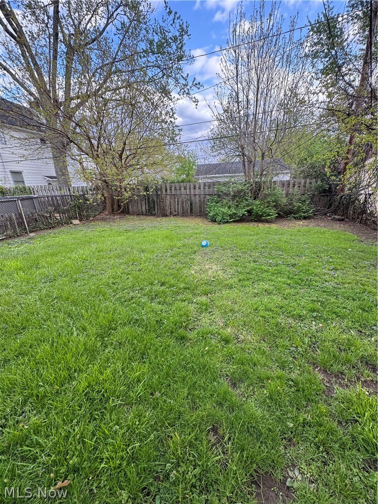 8414 Grand Division Avenue, Garfield Heights, OH - Photo 8