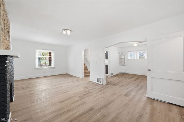 3356 Spangler Road, Cleveland Heights, OH - Photo 4