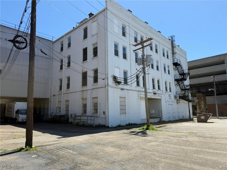 211 6th Street, Parkersburg, WV - Photo 5
