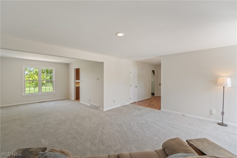 31 Ironwood Drive, Westfield Center, OH - Photo 6