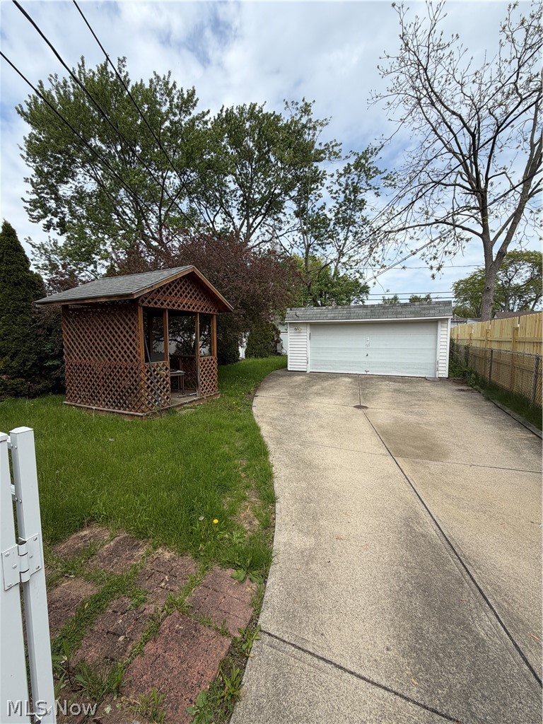 13912 Liberty Avenue, Cleveland, OH - Photo 6