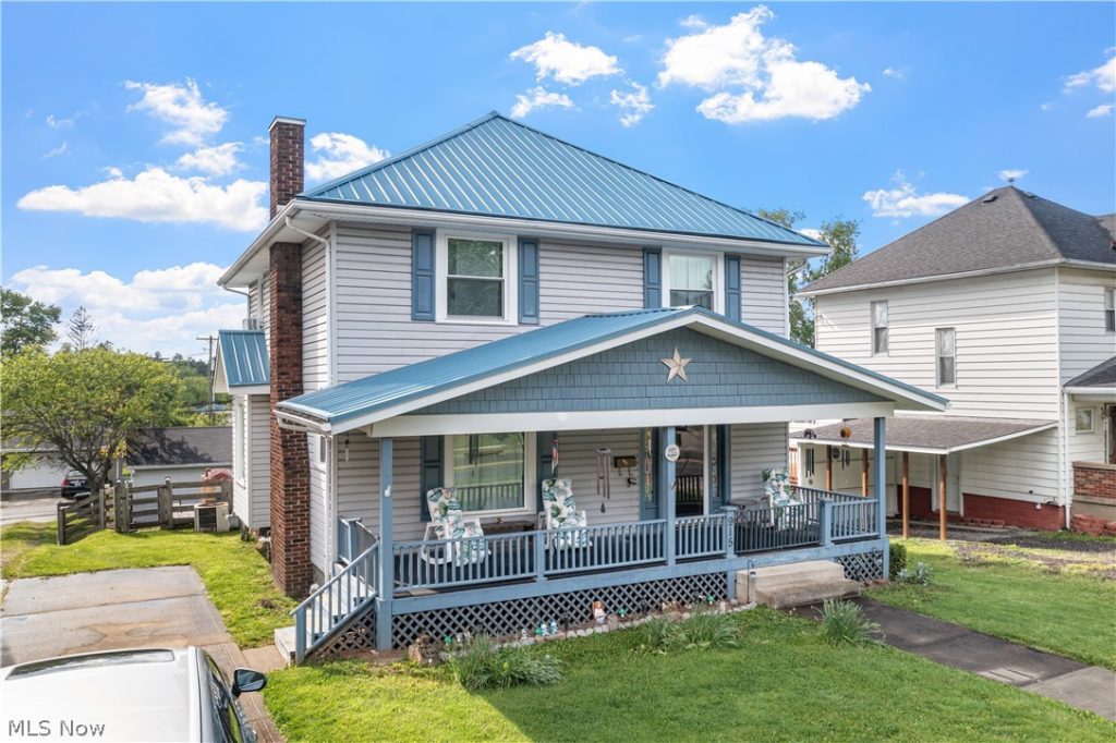 915 Clark Street, Cambridge, OH