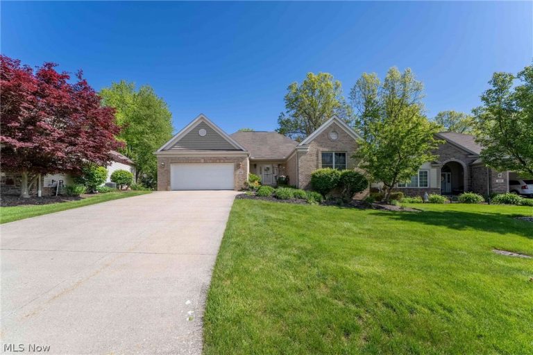 395 White Spruce Drive, Macedonia, OH, 44056