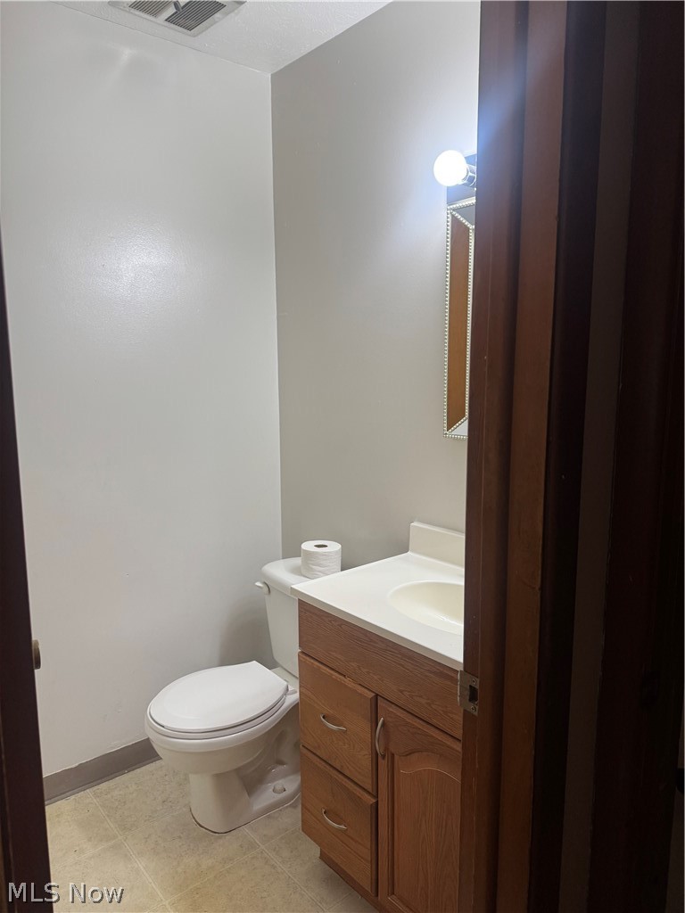 4726 Walford Road #C4, Warrensville Heights, OH - Photo 6