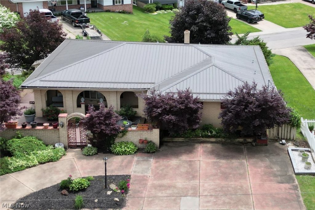 408 Garfield Avenue, Steubenville, OH