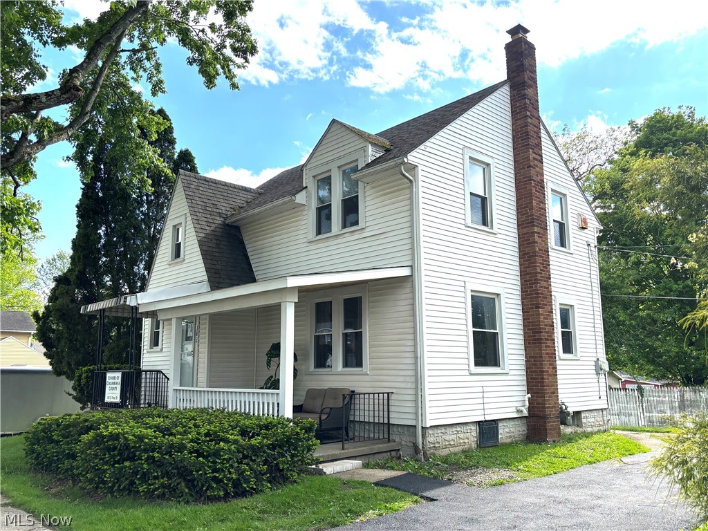 145 Vine Street, Columbiana, OH