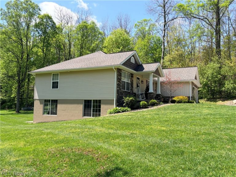 7807 Arbon Drive, Millersburg, OH - Photo 4