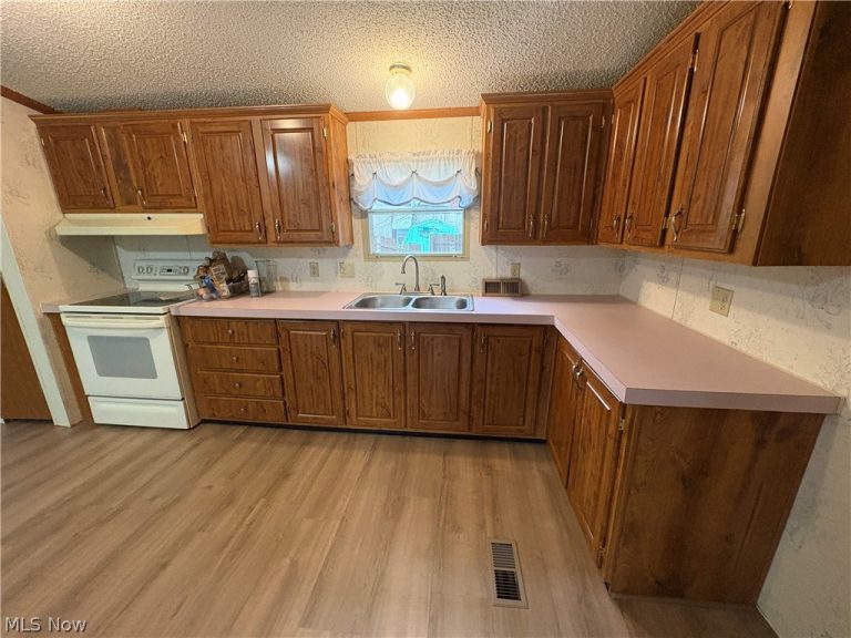 2 Mill Street, Seville, OH - Photo 8