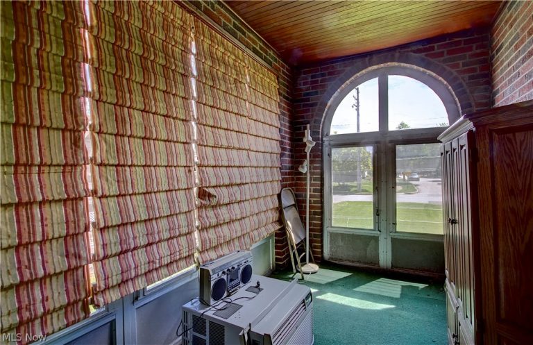 16912 Chatfield Avenue, Cleveland, OH - Photo 4