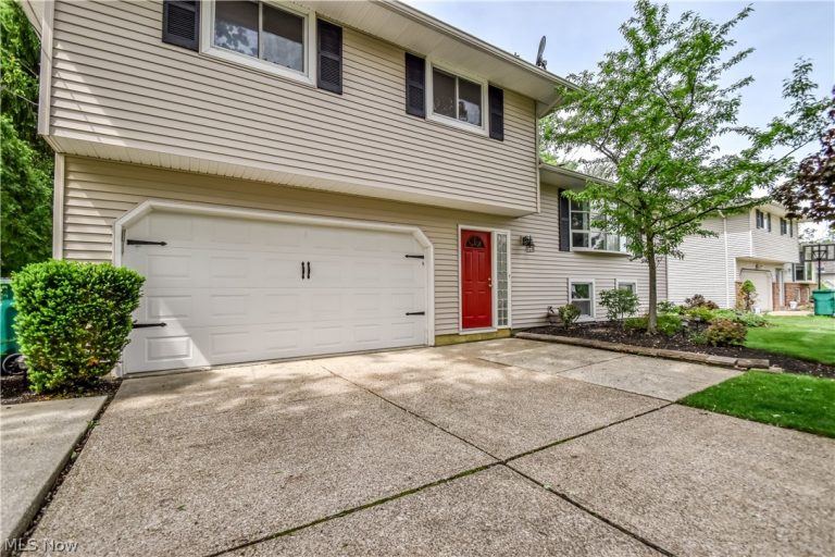 7088 Culver Boulevard, Mentor, OH - Photo 2