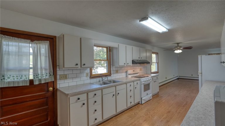 7312 Bowie Road, Cambridge, OH - Photo 5